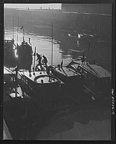 Photo:Dunkirk France 1940 British Troops Evacuation Boats Harbor WW2