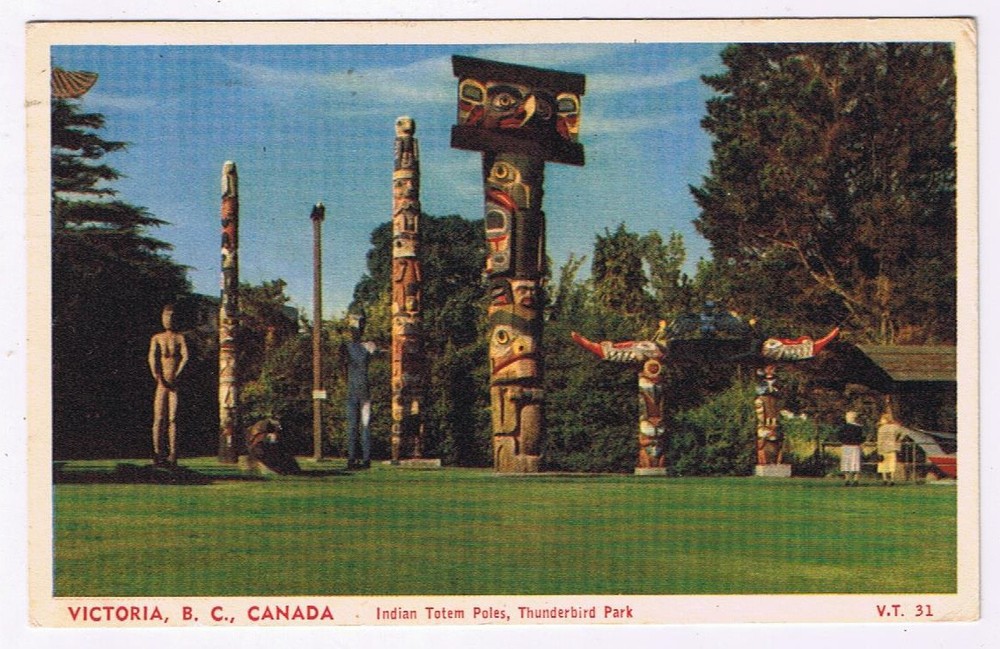 Postcard Indian Totem Poles Thunderbird Park Victoria British Columbia