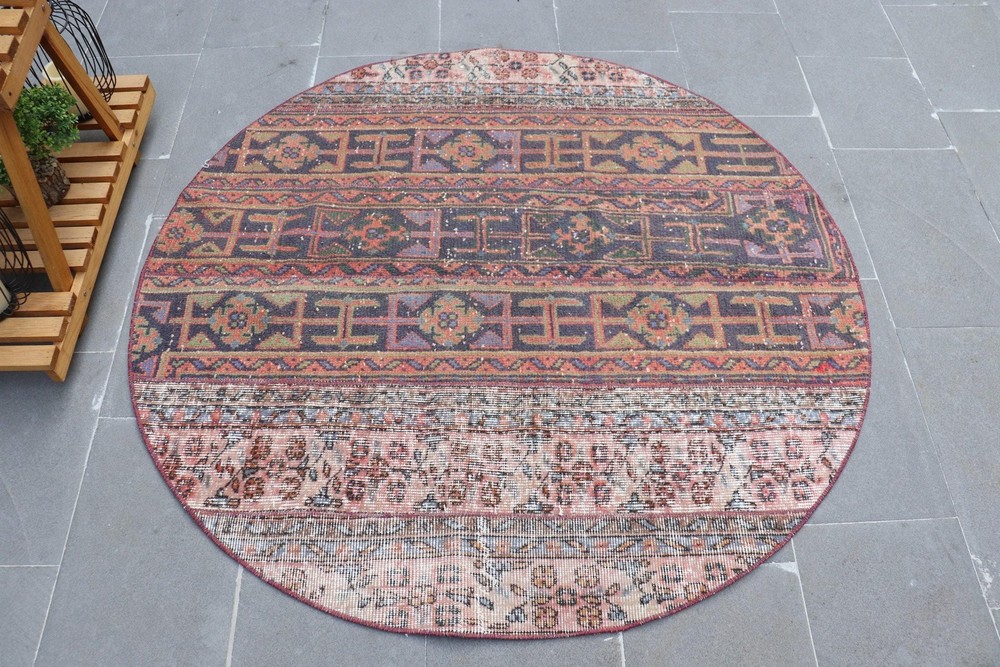 Turkish 4,7x4,7 ft Rug, Round Vintage Rug, Red Animal Print Wool Rug