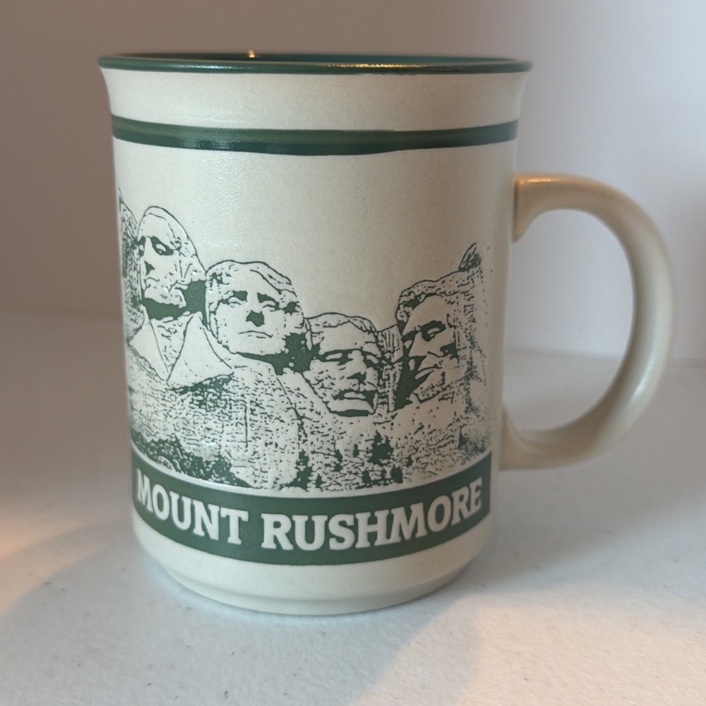 Vintage Mount Mt Rushmore Coffee Mug Cup Souvenir SD South Dakota Gutzon Borglum