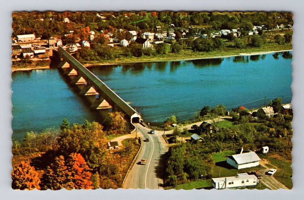Hartland-New Brunswick, Saint John River, Covered Bridge, Vintage Postcard