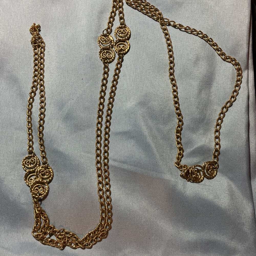 Ladies Extra Long Goldtone Necklace