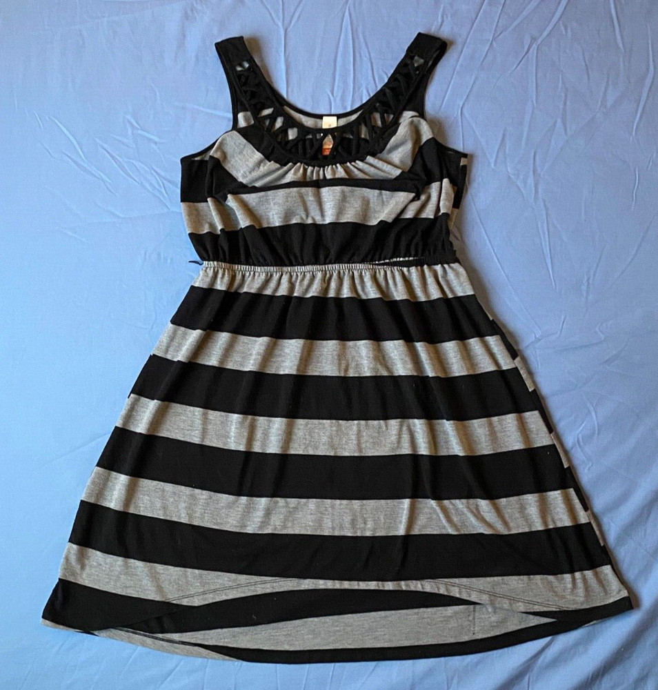 No Boundaries XL (15-17) Black and Gray striped dress