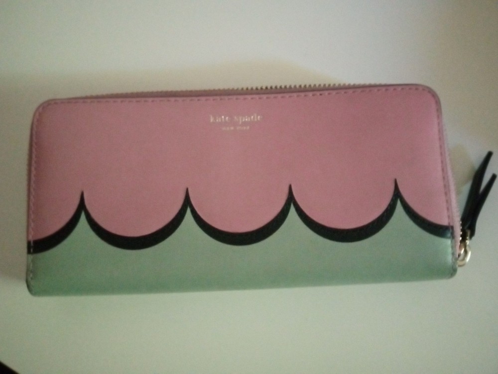 Kate Spade New York Women's Leather Wallet Multicolored