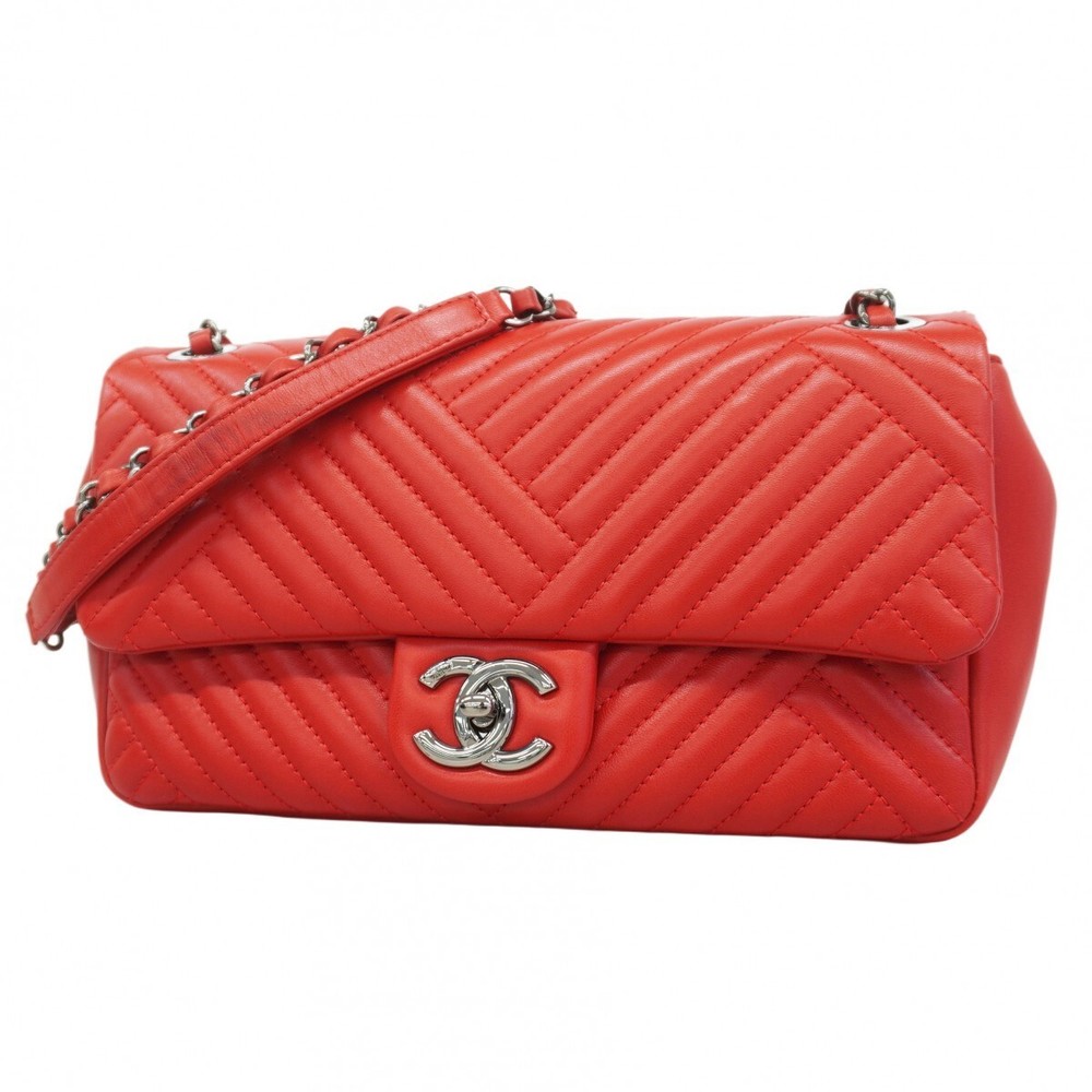 Chanel V Stitch Lambskin Shoulder Bag with Silver Chain Hardware 582064