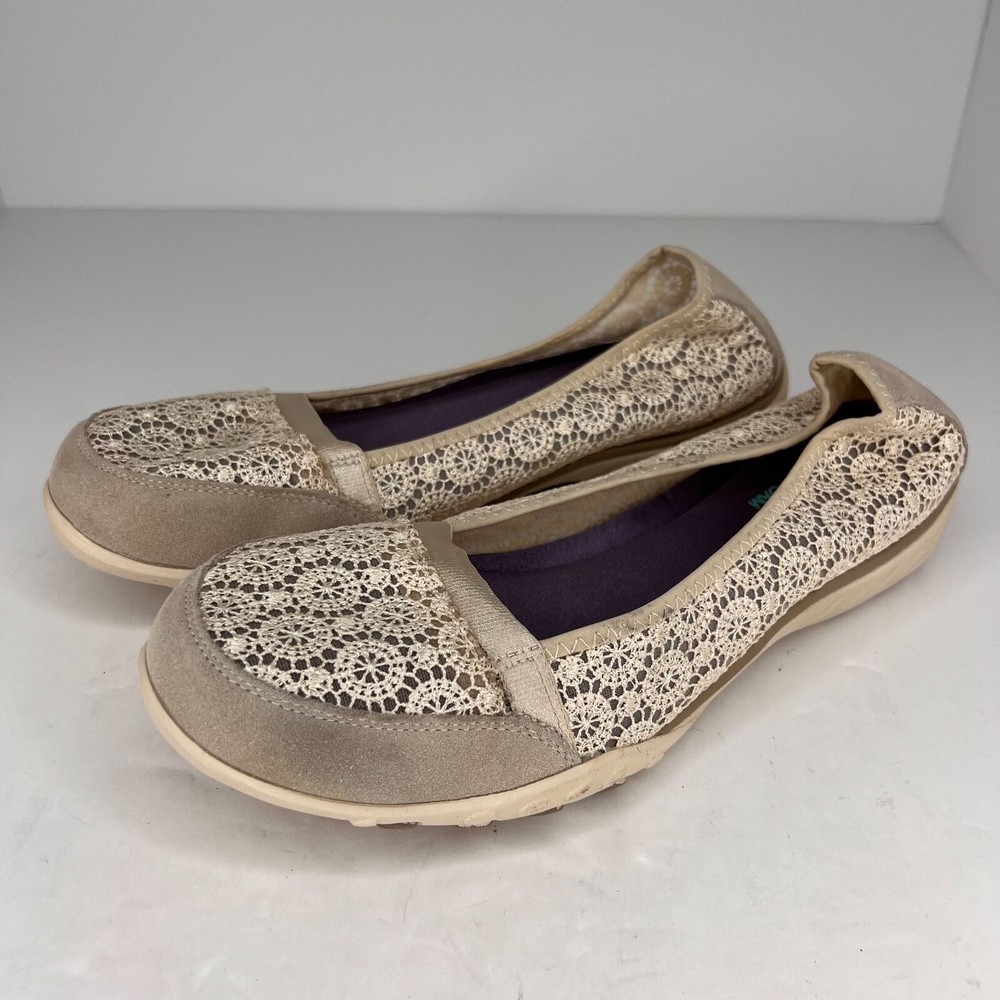 Skechers Womens 22482 Beige Breathe Easy Pretty Factor Size 10 Slip-On Shoes