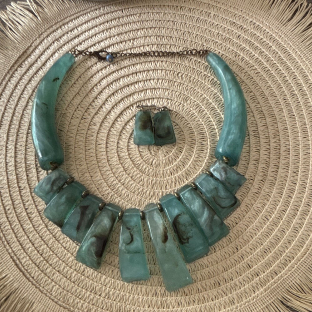 Vintage Green Jewelry Set Necklace & Earrings Fashion for Women