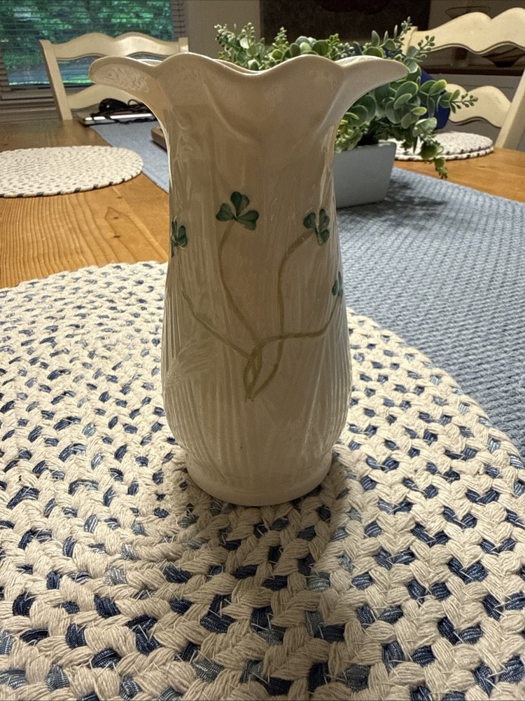 Belleek Millennium 2000 Porcelain Ireland Shamrock Flowers Floral Vase 6”