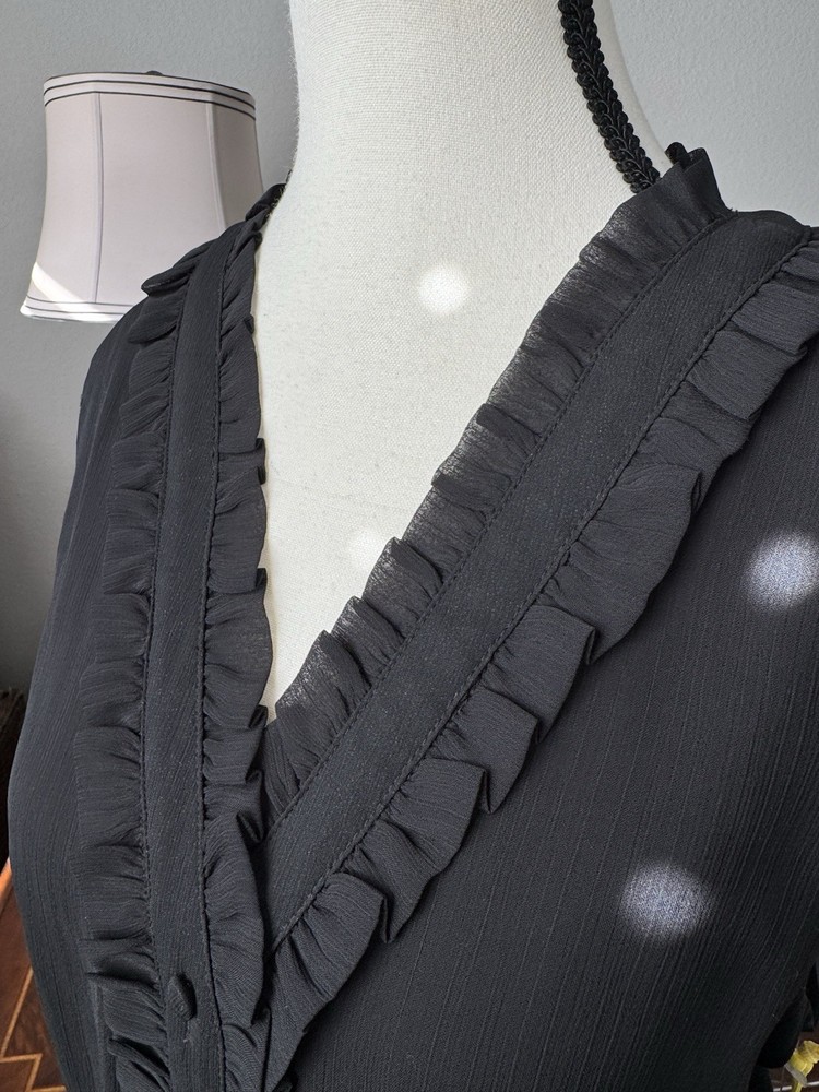 Women’s Sleeveless Ruffled Blouse by CeCe ~ Black ~ Size Large ~ New!