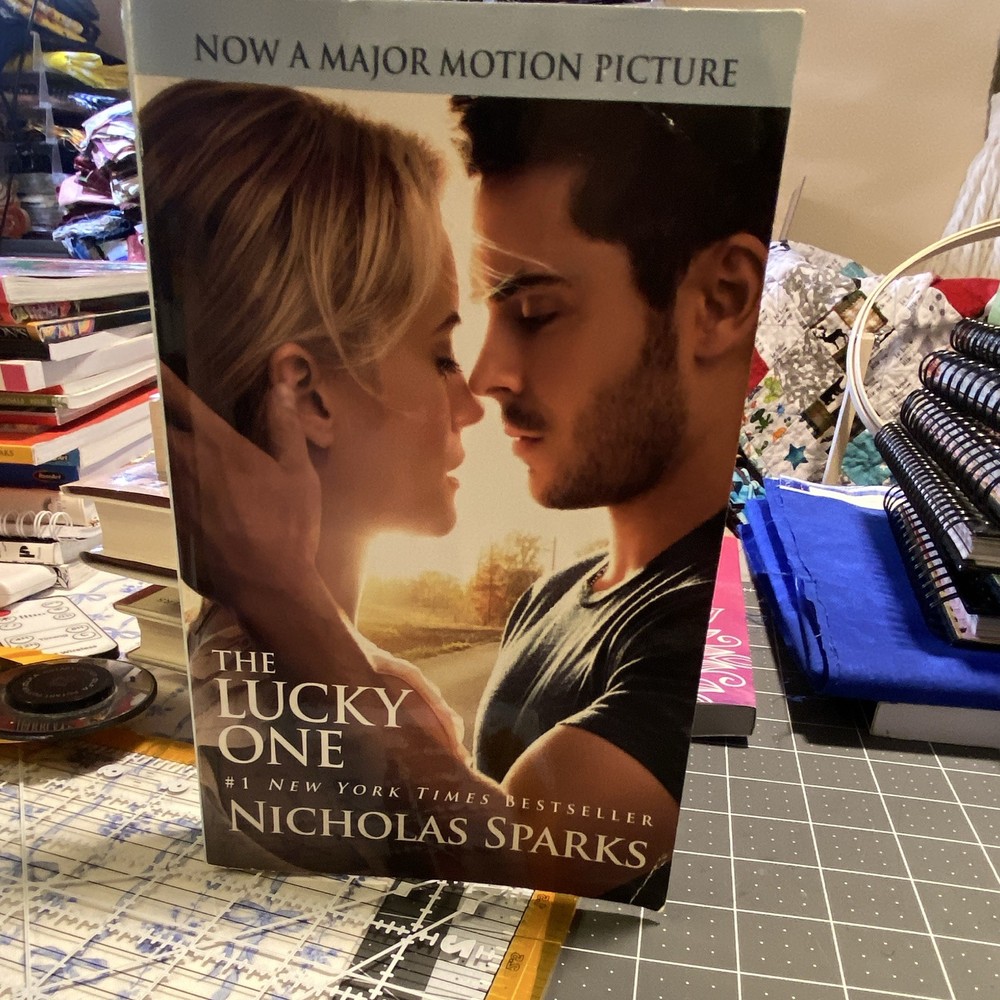 Nicholas Sparks The Lucky One Paperback Fiction Novel Film/TV Adaptation