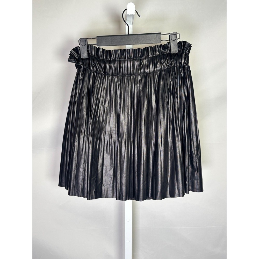 Zara Black Faux Leather Pleated Paperbag Skort Mini Skirt Shorts Womens Size M