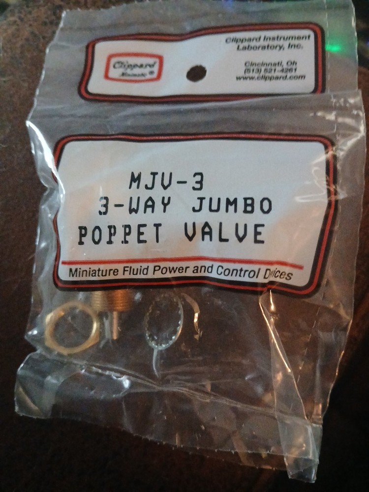 Clippard MJV-3  3-Way Jumbo Poppet Valve 1/8”NPT (new)