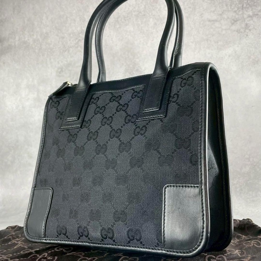GUCCI GG Canvas Tote Bag in Black Authentic Model G0804474