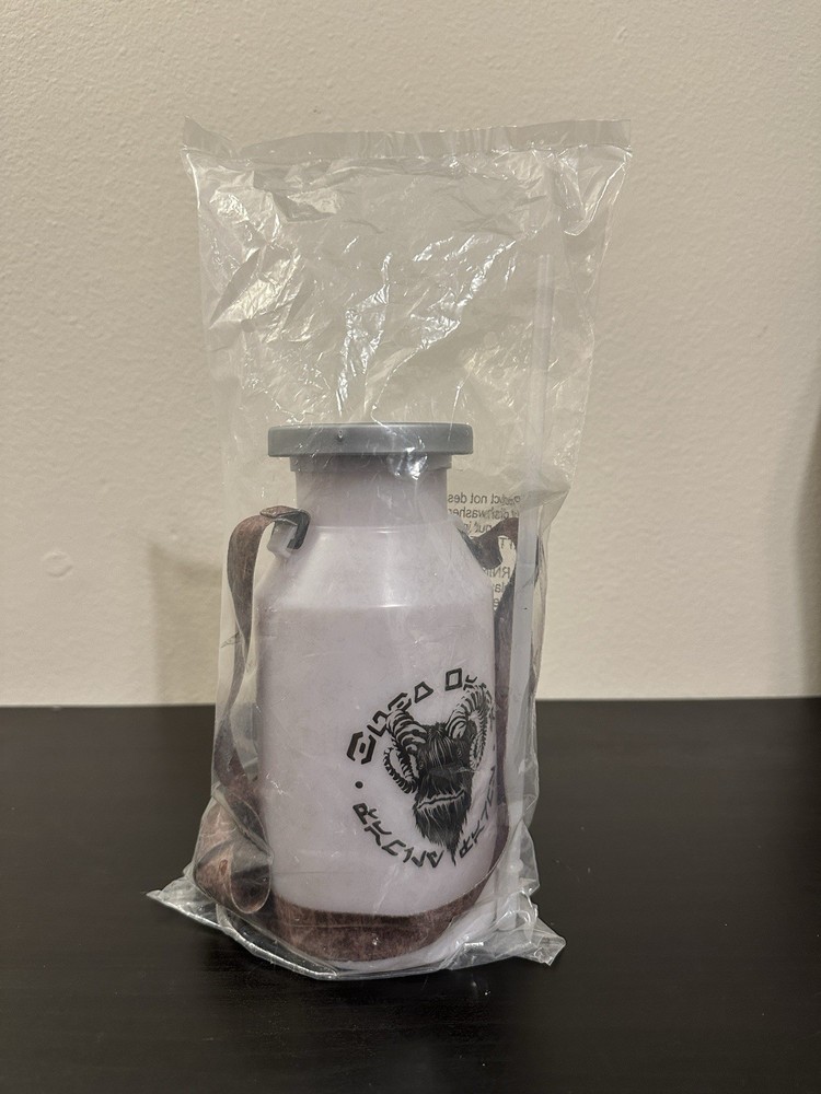 Disney Star Wars Galaxy's Edge Bantha Milk Light Up Sipper Cup Blue