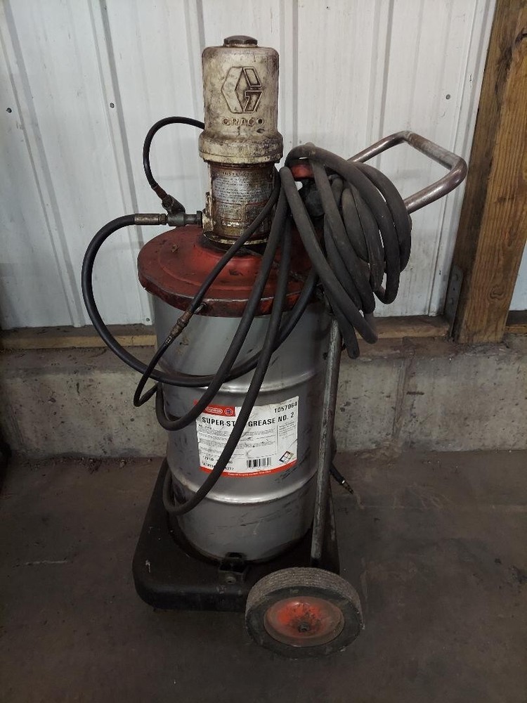 GRACO FIREBALL GREASE DRUM PUMP KIT PNEUMATIC WORKING USED TRUCK CHASSIS SERVICE