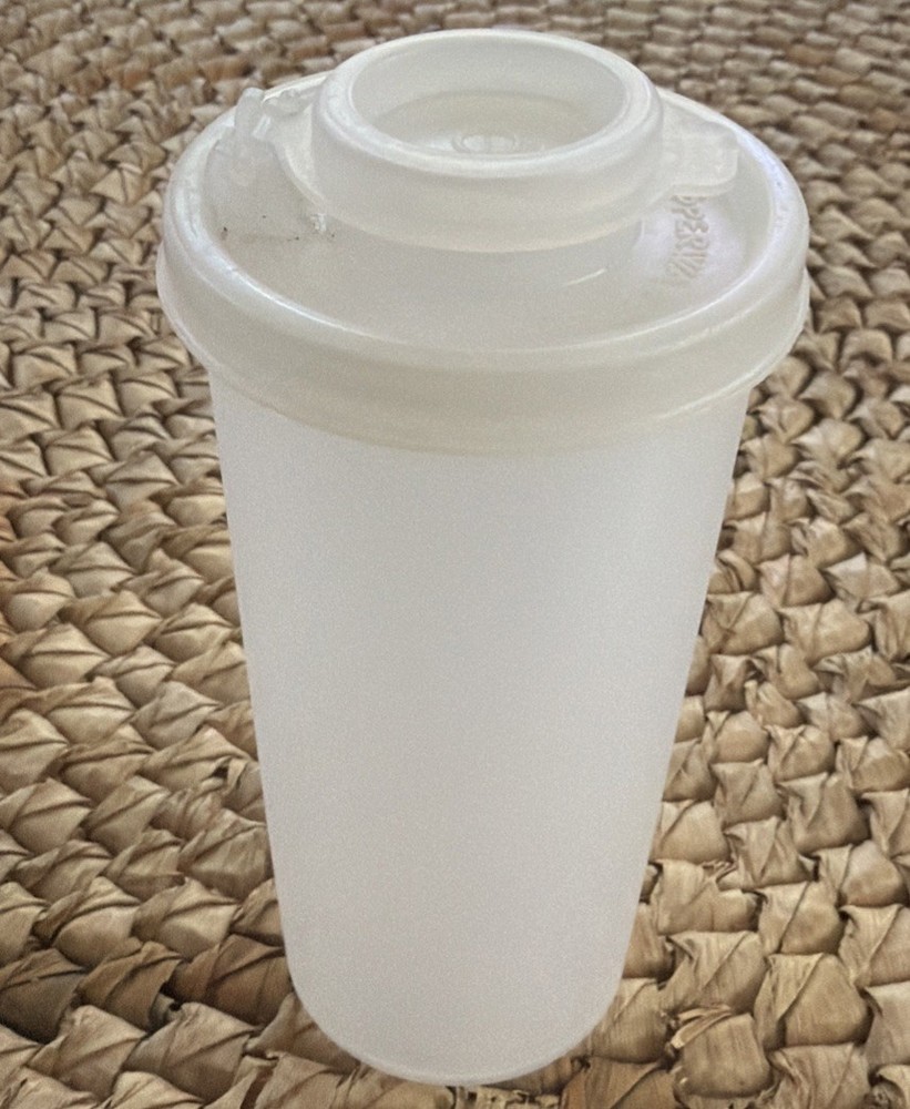 Tupperware 4.5” Tall Salt or Pepper Shaker Clear Frosted #1329-18 With Lid