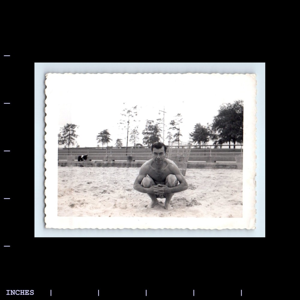 Old Vintage Photo SHIRTLESS MAN HUNK STUD KNEELING BEACH SCENE