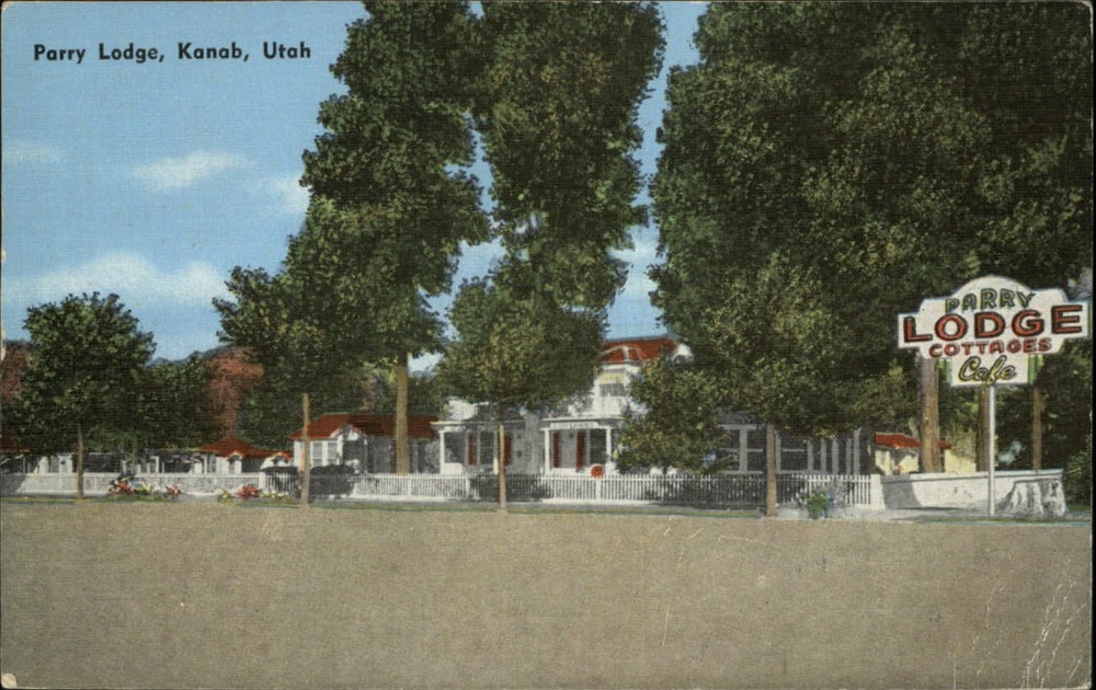 Kanab Utah Parry Lodge cottages Cafe mailed 1948 vintage postcard