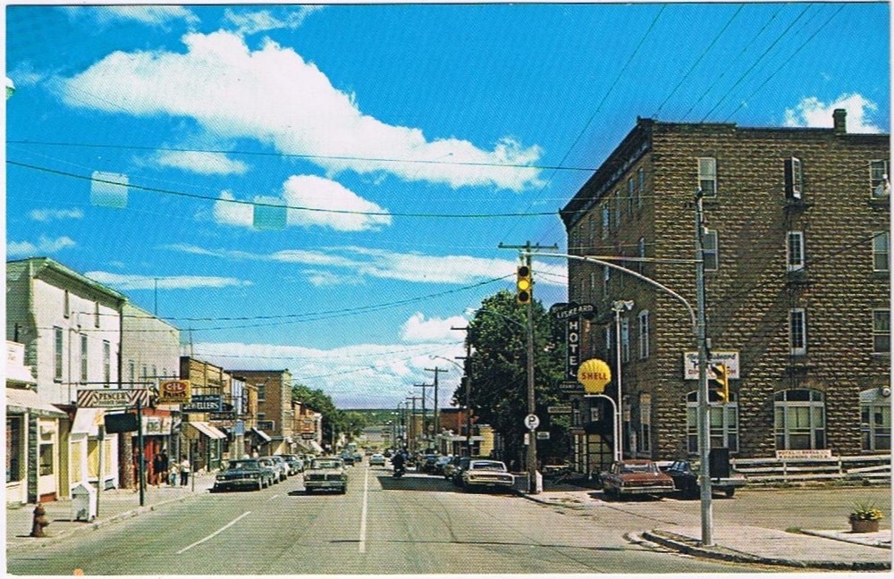Postcard Whitewood Avenue New Liskeard Ontario