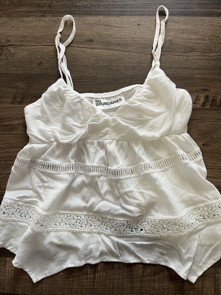 No Boundaries White Cotton Crochet Accent Camisole Tank Top Scoop Neck Size S