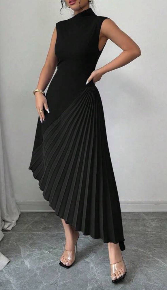 Women’s Black Dress Lightweight Unsymmetrical Hem Sleeveless Size Small