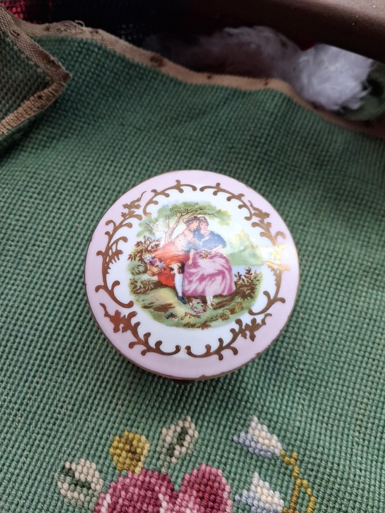 Vintage Footed Porcelain And Brass Gold Trimmed Trinket Box