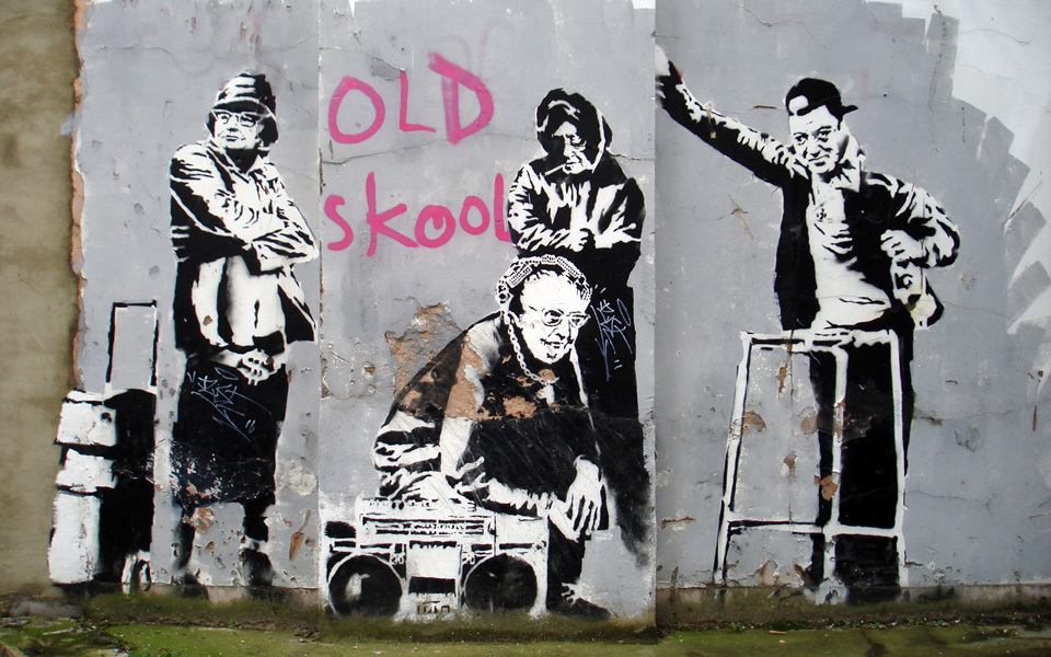 BANKSY STREET ART *FRAMED* CANVAS PRINT Old Skool 16