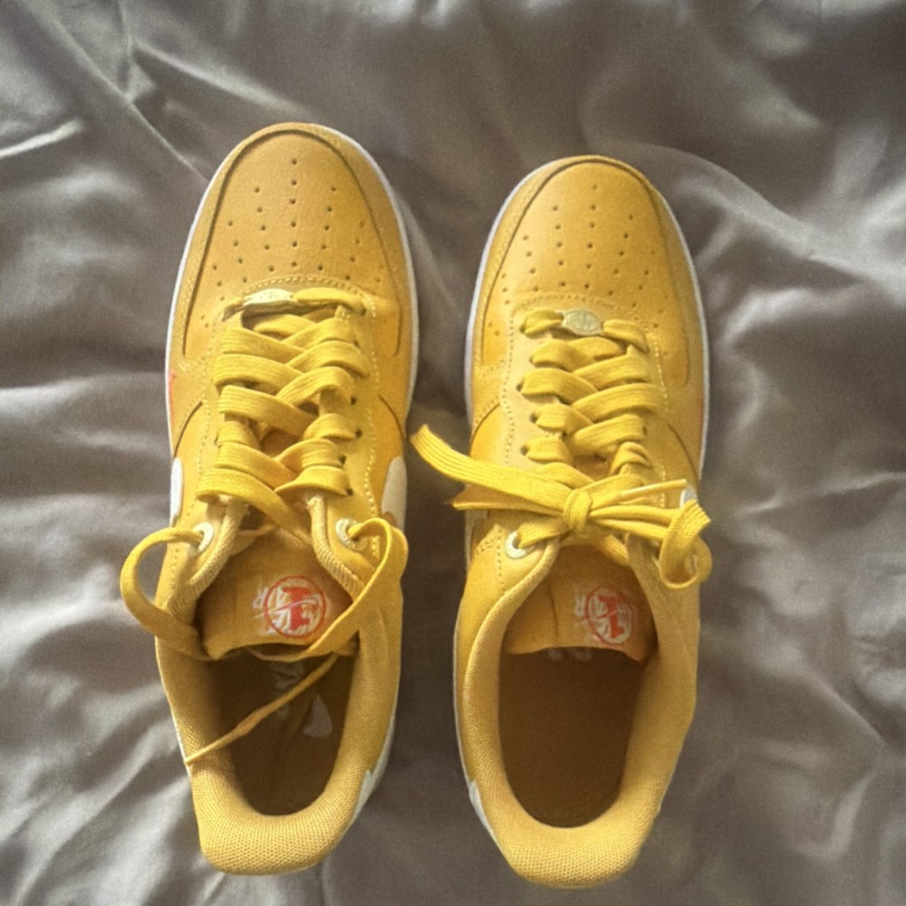 Nike Air Force 1 Yellow White Red Lace Up Low Top Athletic Shoes Men