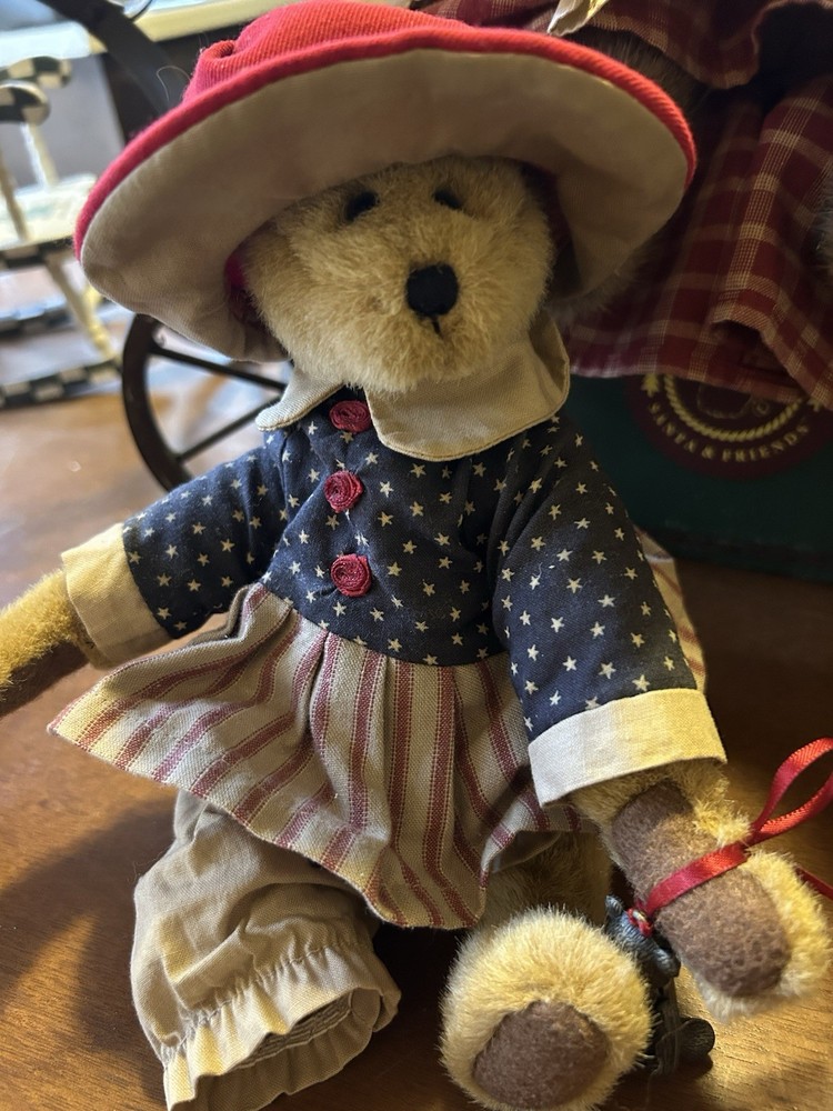 BNOS Boyds Bear “Betsie B. Jodibear”