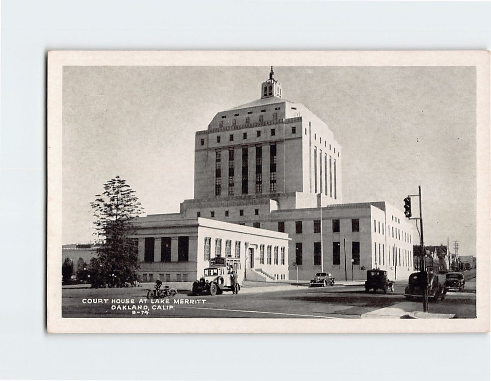 Postcard Court House at Lake Merritt Oakland California USA