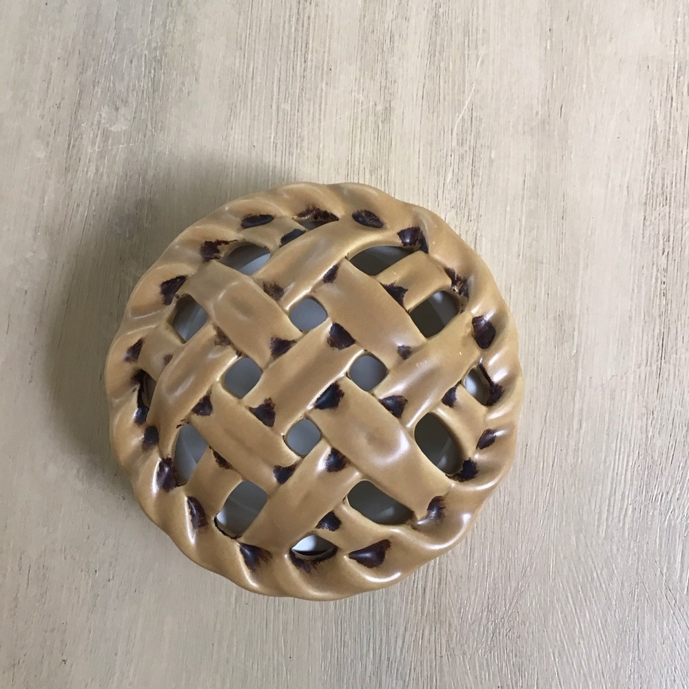 Realistic Apple Pie Dish 4” Potpourri Holder White Barn Candle Co.