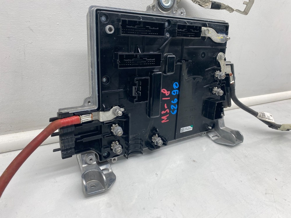 2017-2020 Tesla Model 3 Front Suspension Control Module 1118182-72-H