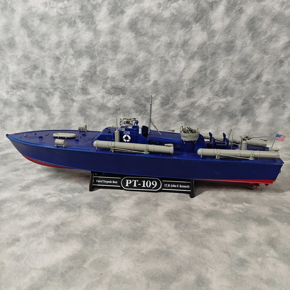 1/72 Revell PT-109 Patrol Torpedo Boat JFK Built Disp Model w/ Stand 13.5in WWII