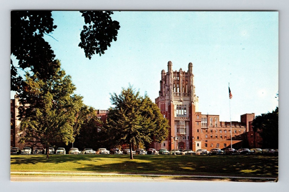 Iowa City IA-Iowa, Section University Hospital, Vintage Postcard