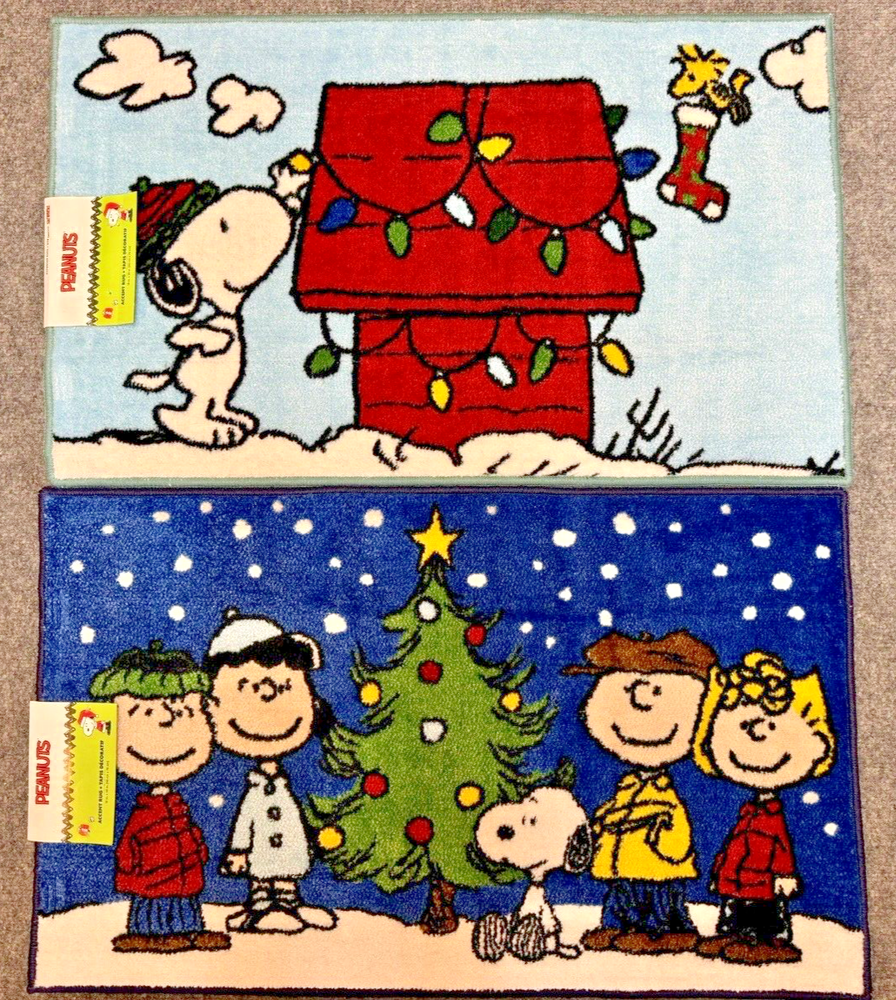 PEANUTS Christmas Holiday Snoopy Accent Rug 18