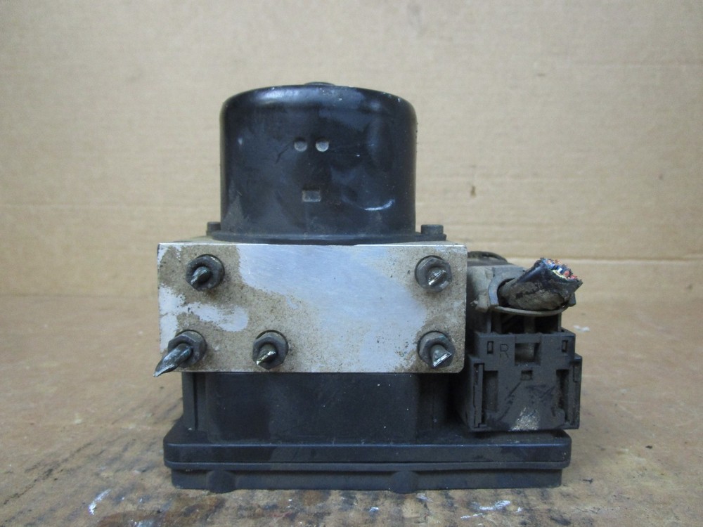 03 04 2003 2004 Nissan Xterra ABS Pump Anti Lock Brake Module Part 47660 1z600