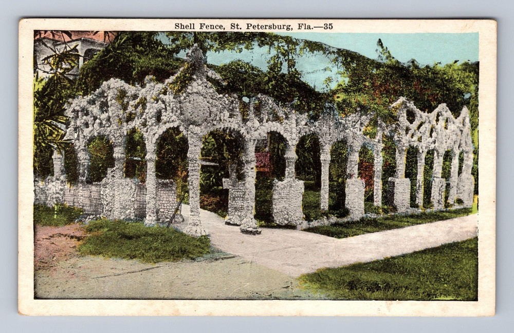 St Petersburg FL-Florida Shell Fence Vintage Postcard