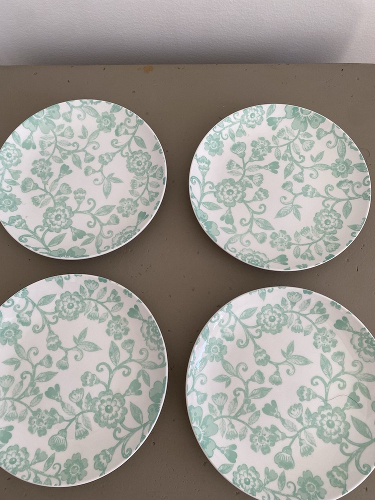 Godinger Claro Dusty Floral Appetizer Plates Set of 4 RARE Fine Porcelain (MINT)