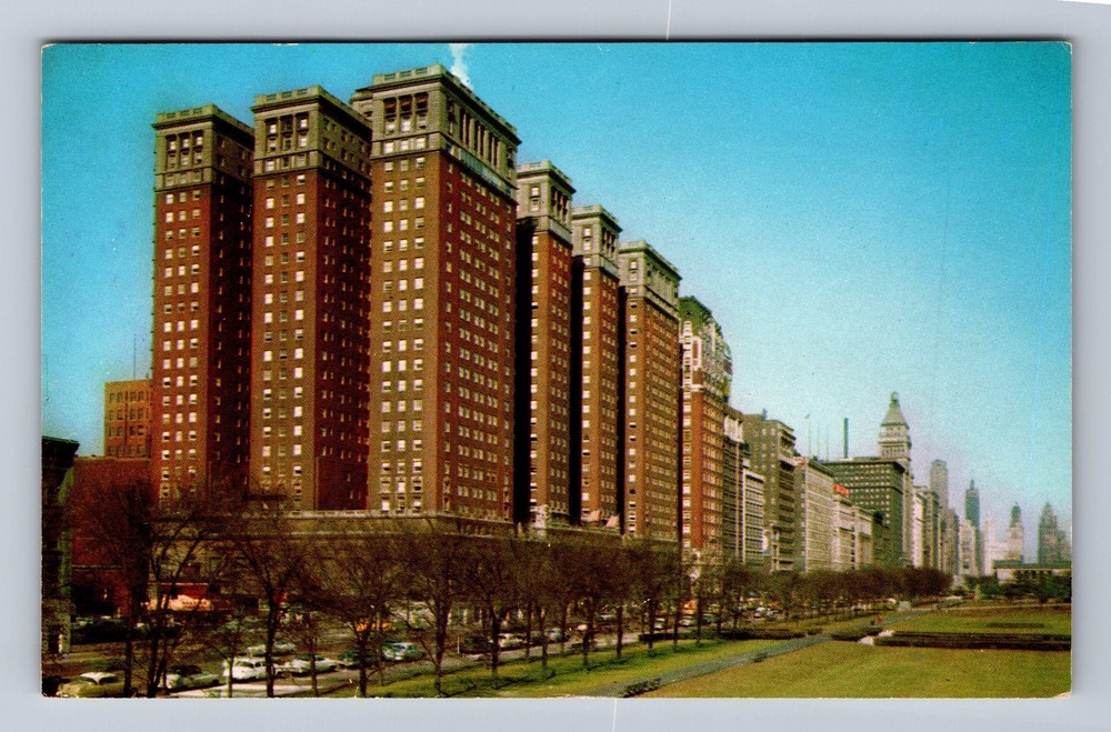 Chicago IL-Illinois The Conrad Hilton Hotel Vintage Postcard Post