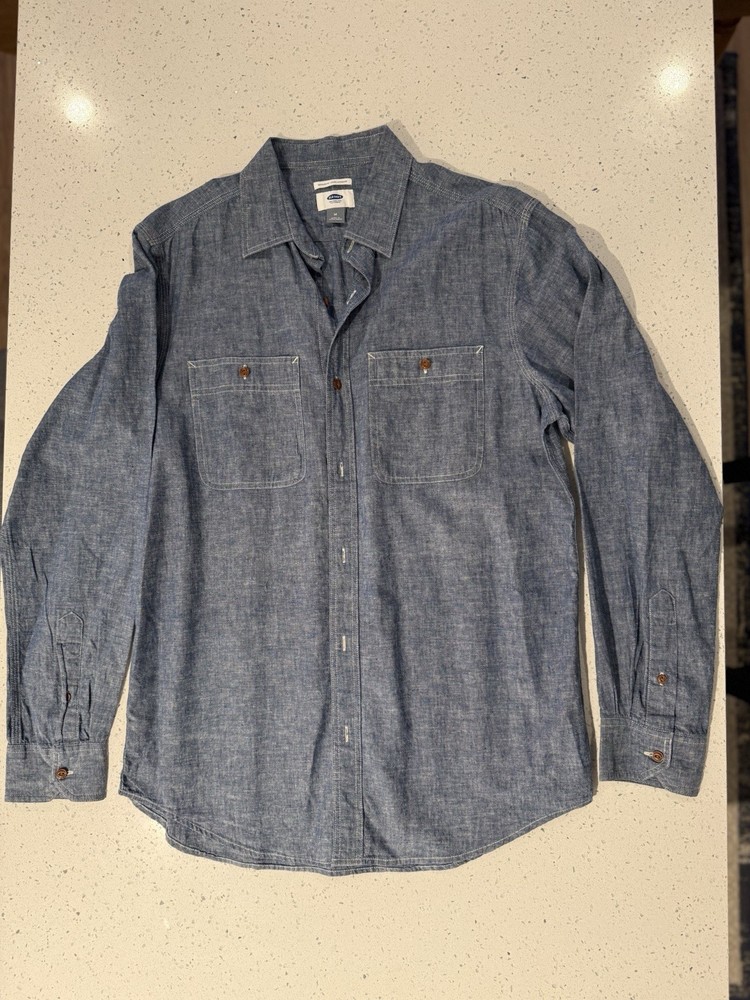 Old Navy Men’s Chambray Long Sleeve Button-Up Shirt - Size Medium