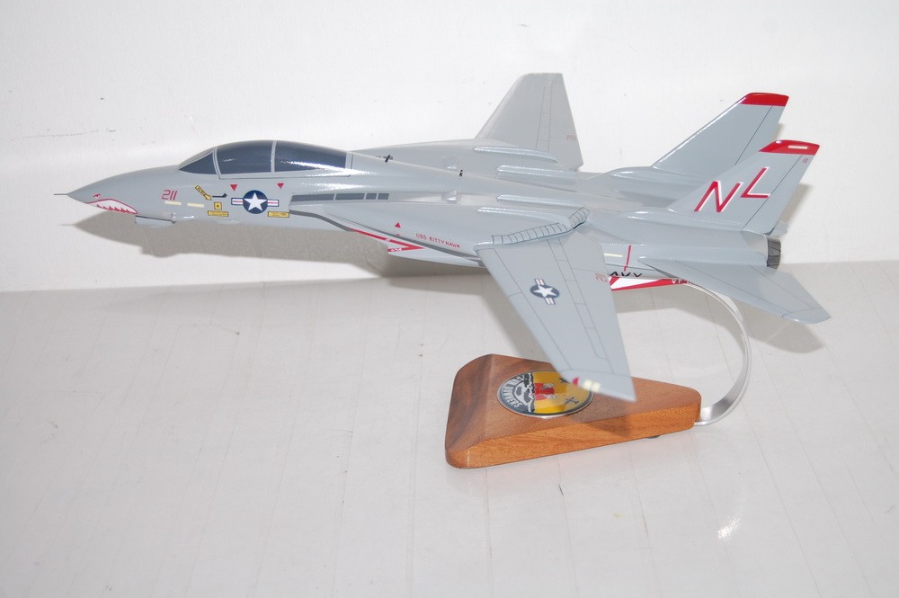 VF-111 Sundowners 1981 F-14a Model, Tomcat Model, 1/42 (18