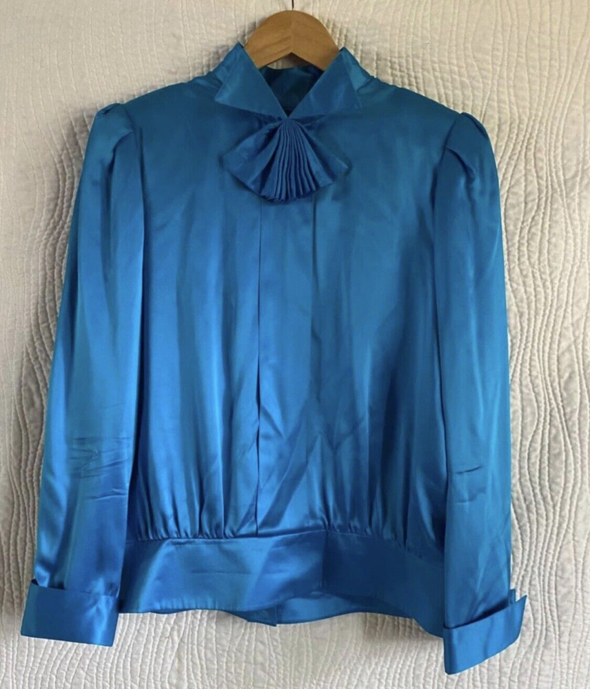 CLEARANCE SALE!!! Womens Vintage 100% Silk Blouse Size 14 Blue by Richard Warren