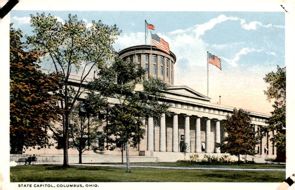 State Capitol, Columbus, Ohio - 1930s American Postcard Postcard