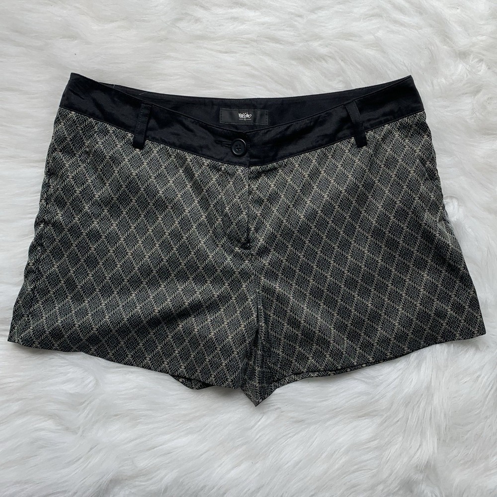 Mossimo Shorts Women's Size 10 Ebony Print Relaxed Hip & Thigh