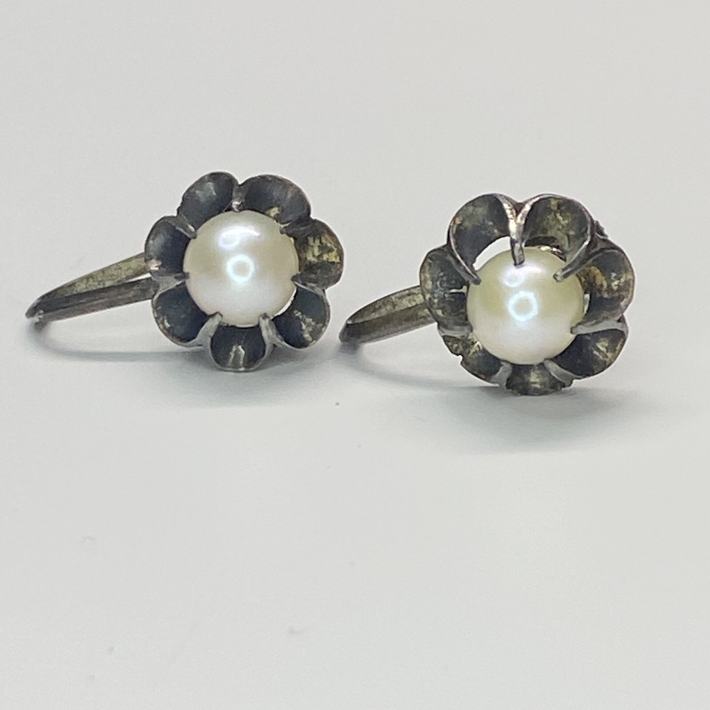 Vintage Sterling Silver 925 Pearl Floral Screw back Earrings
