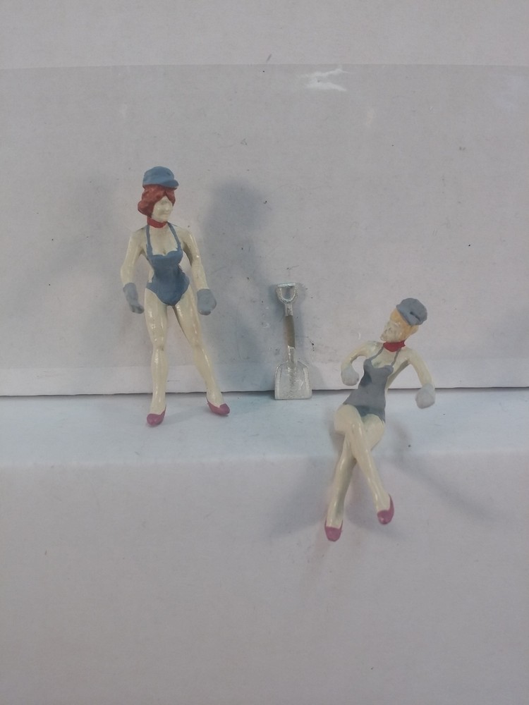 Arttista #1570 - Fantasy Engine Crew #1 - O Scale Figures - Model Trains - NEW