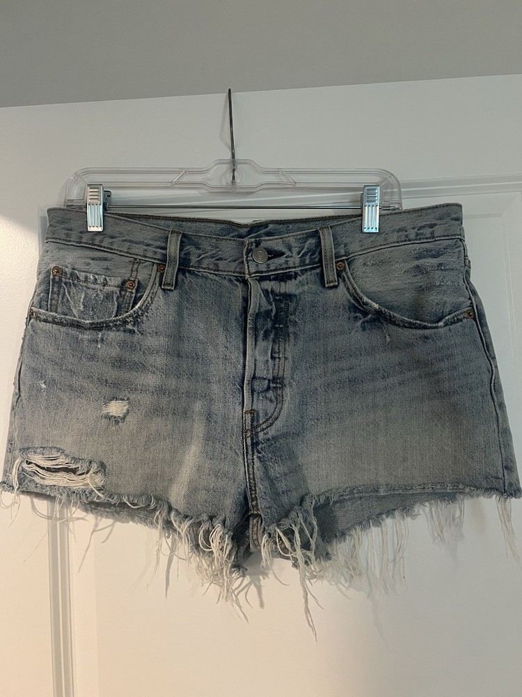 Levi's 501 Women's Distressed Denim Cutoff Shorts Size 12 Or 17 Inch Waist
