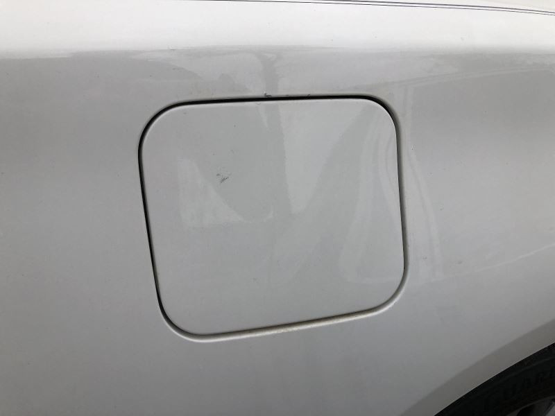 Q50       2018 Fuel Filler Door 852266