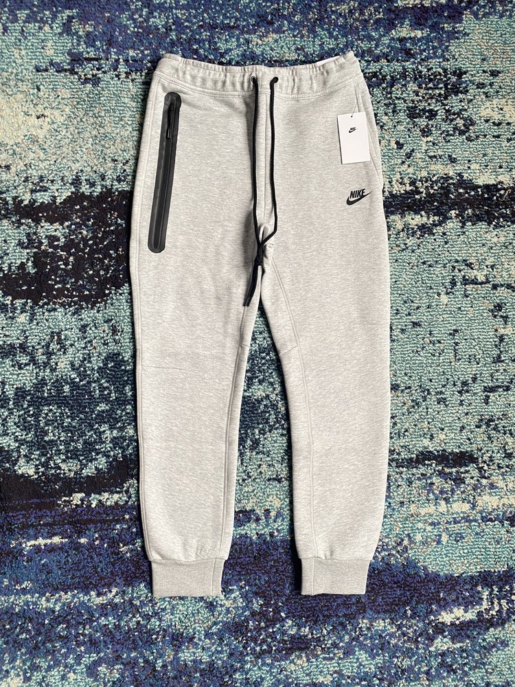Size XL - Nike Tech Fleece Grey Pants