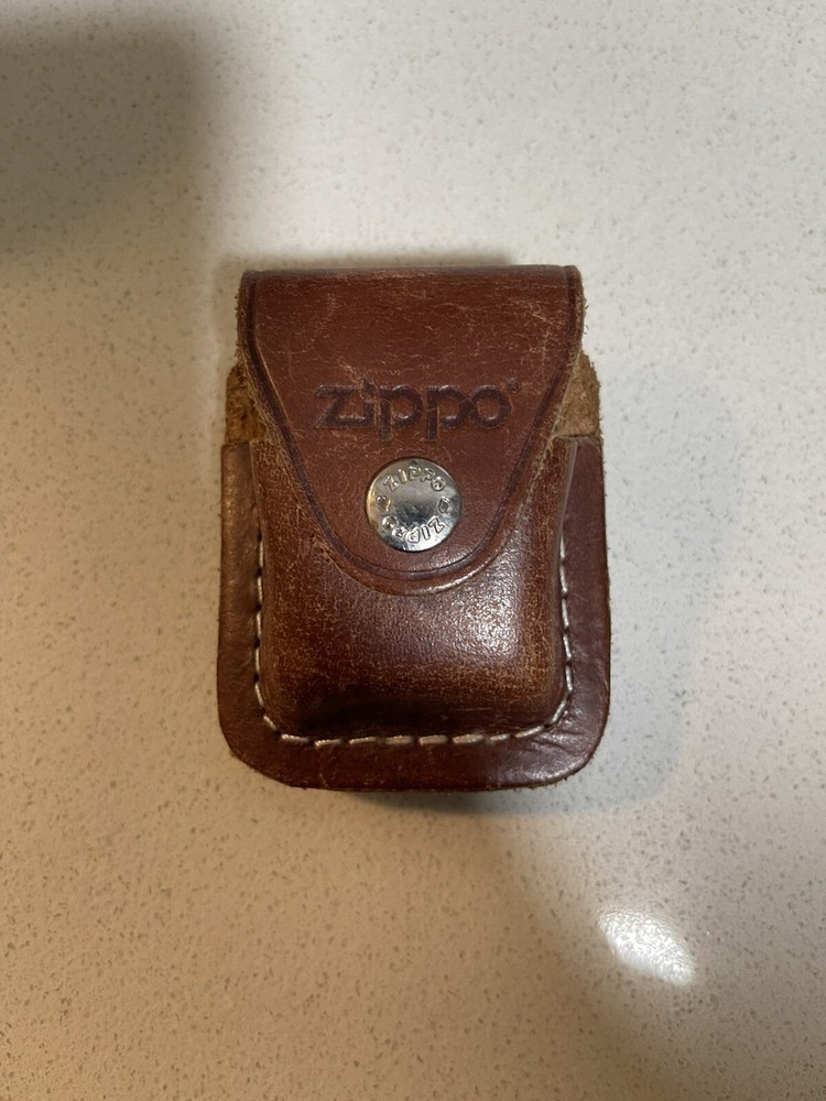Vintage Zippo Lighter Leather pouch with Clip Made in USA Very good Condition